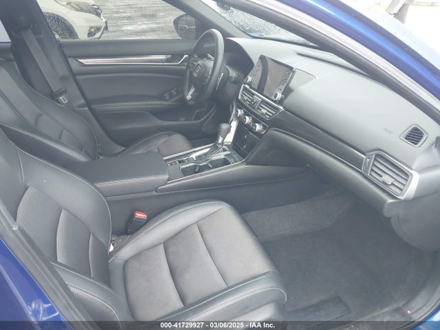 1HGCV1F36NA047932 Honda Accord Sport