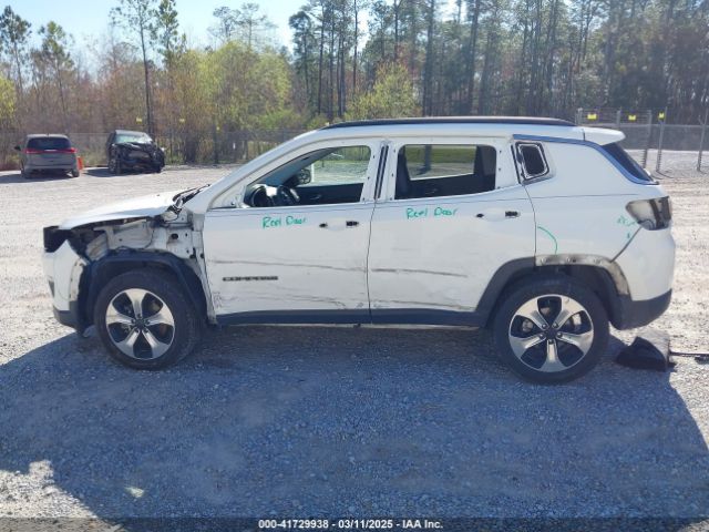 3C4NJCBB2JT182730 Jeep Compass Latitude Fwd