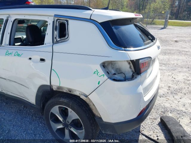 3C4NJCBB2JT182730 Jeep Compass Latitude Fwd