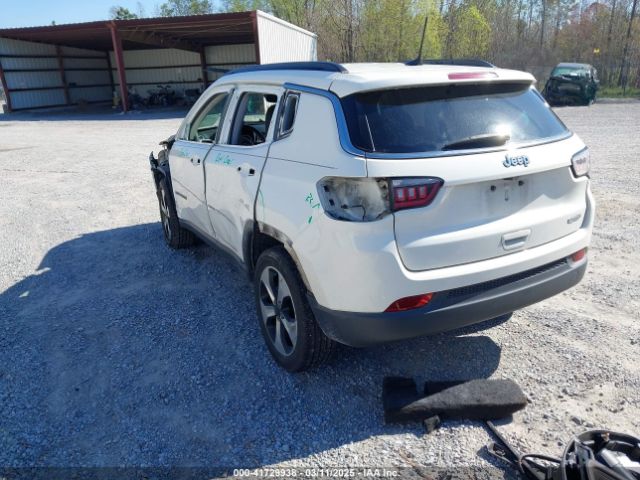 3C4NJCBB2JT182730 Jeep Compass Latitude Fwd
