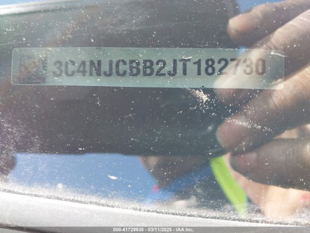 3C4NJCBB2JT182730 Jeep Compass Latitude Fwd