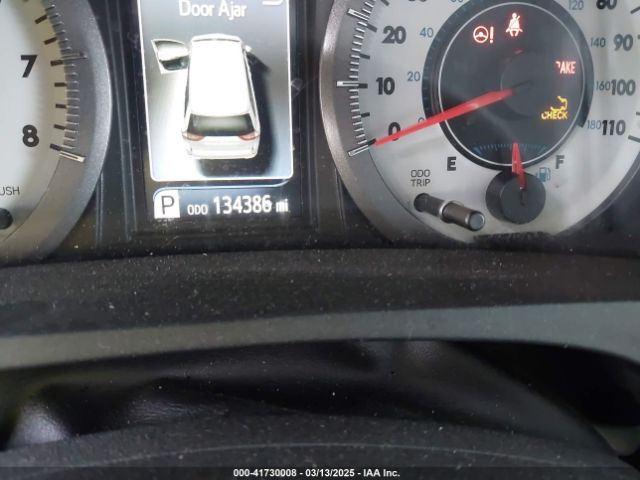 5TDXK3DC0FS624353 Toyota Sienna Se 8 Passenger