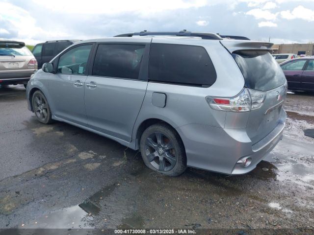 5TDXK3DC0FS624353 Toyota Sienna Se 8 Passenger