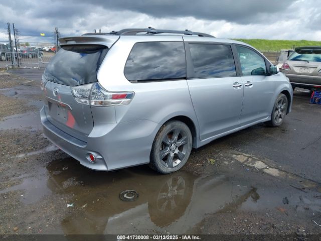 5TDXK3DC0FS624353 Toyota Sienna Se 8 Passenger
