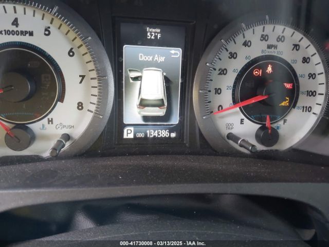 5TDXK3DC0FS624353 Toyota Sienna Se 8 Passenger