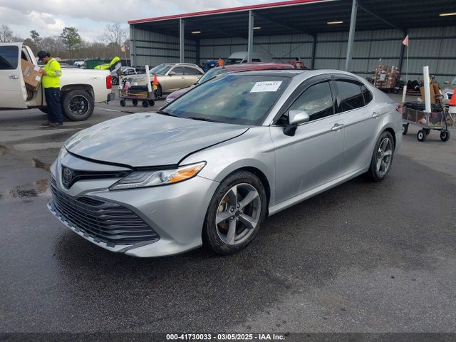 4T1B11HK1JU002685 Toyota CAMRY XLE