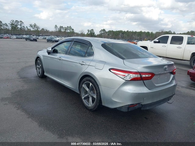 4T1B11HK1JU002685 Toyota CAMRY XLE