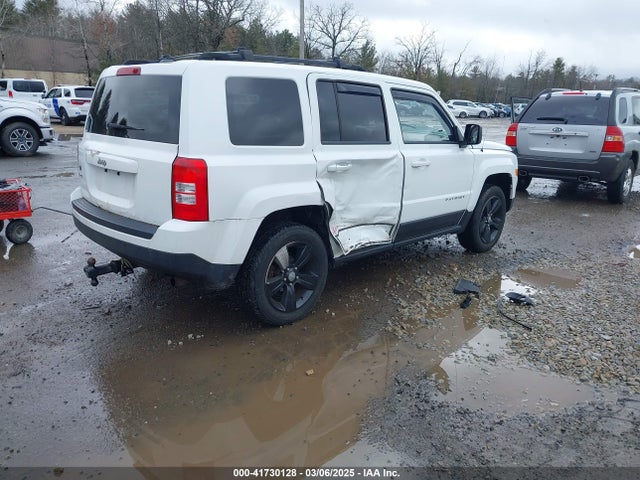 Jeep Patriot Latitude 2014 1C4NJRFB7ED630274 Image 4