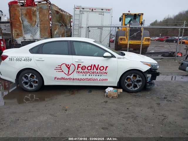 3KPF24AD3KE131835 KIA Forte Lxs