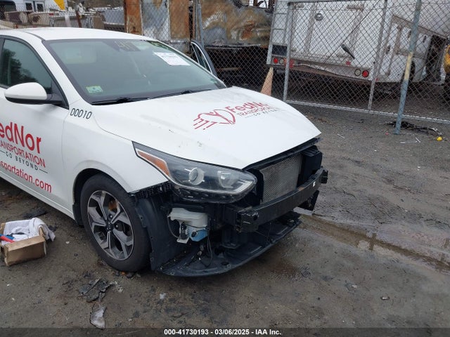 3KPF24AD3KE131835 KIA Forte Lxs