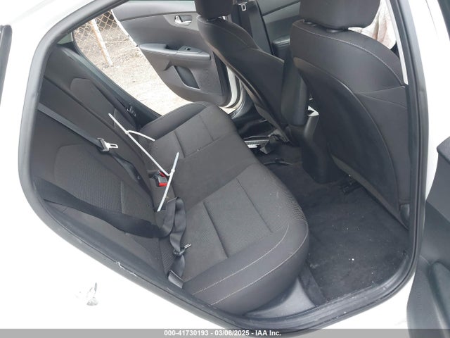 3KPF24AD3KE131835 KIA Forte Lxs