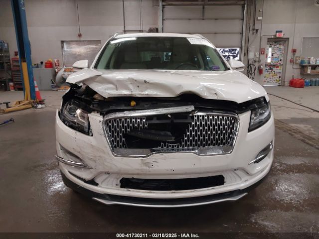 5LMCJ3D9XKUL17812 Lincoln Mkc Reserve