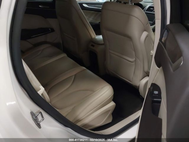 5LMCJ3D9XKUL17812 Lincoln Mkc Reserve