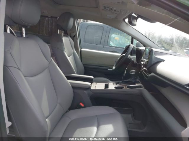5TDYRKEC5PS139166 Toyota SIENNA XLE