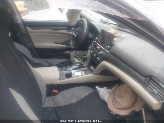 1HGCV1F11JA130824 Honda ACCORD LX