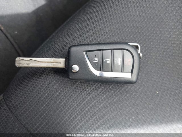 5YFB4MDE8SP228699 Toyota COROLLA LE