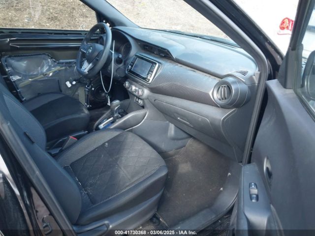 3N1CP5CUXJL538121 Nissan KICKS S