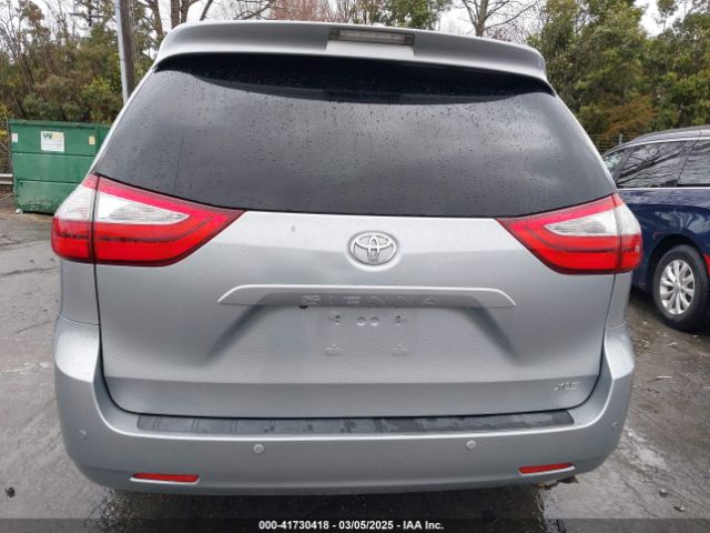 5TDYZ3DCXHS888196 Toyota Sienna Xle 8 Passenger