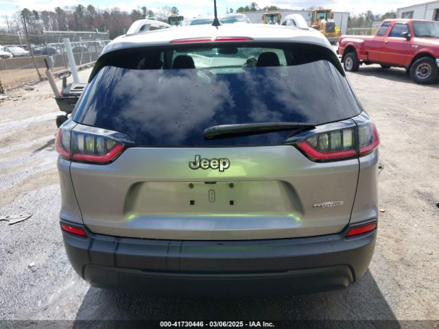 1C4PJLCB7MD126946 Jeep Cherokee Latitude Fwd