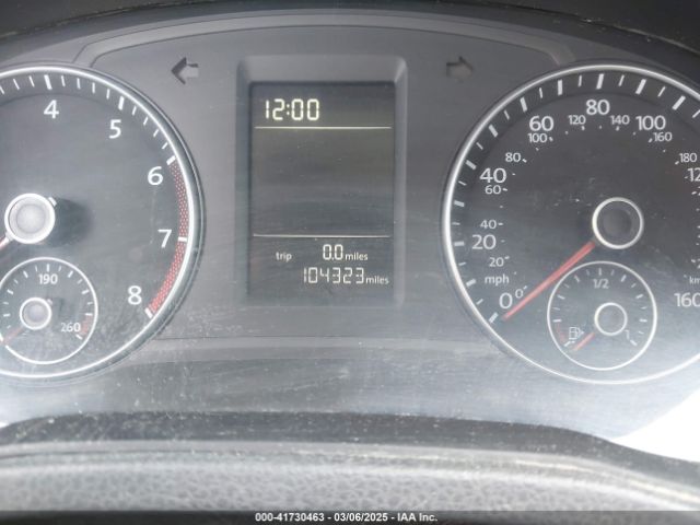 1VWAT7A3XFC061034 Volkswagen Passat 1.8t S