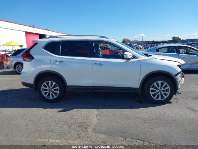 KNMAT2MV4JP517582 Nissan ROGUE SV