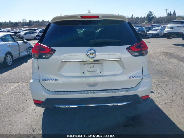 KNMAT2MV4JP517582 Nissan ROGUE SV