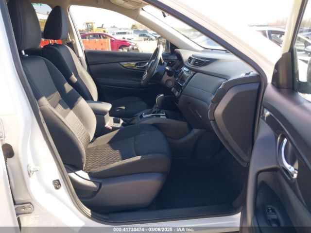 KNMAT2MV4JP517582 Nissan ROGUE SV