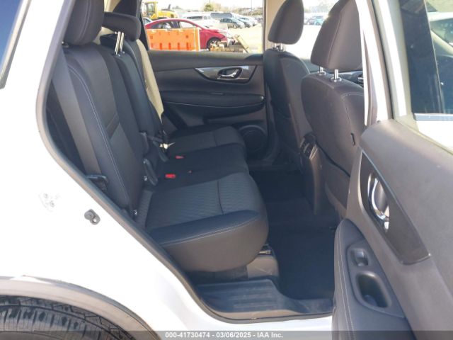 KNMAT2MV4JP517582 Nissan ROGUE SV