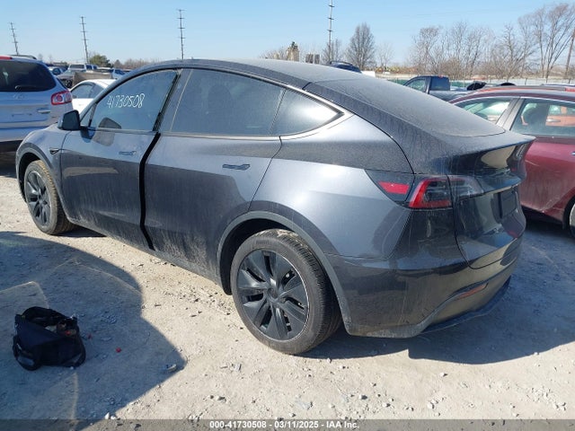 2024 TESLA MODEL Y 7SAYGDED8RF158346 Photo 2