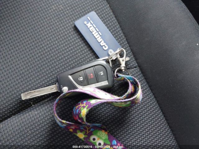 2T3H1RFV7LC066893 Toyota RAV4 LE