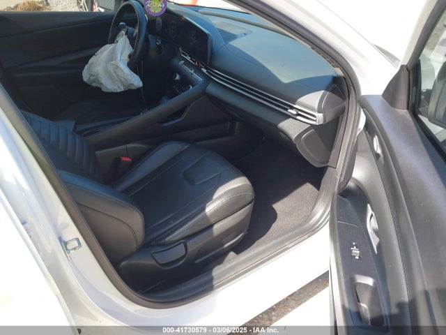 KMHLN4AJ3NU024821 Hyundai Elantra Hybrid Limited