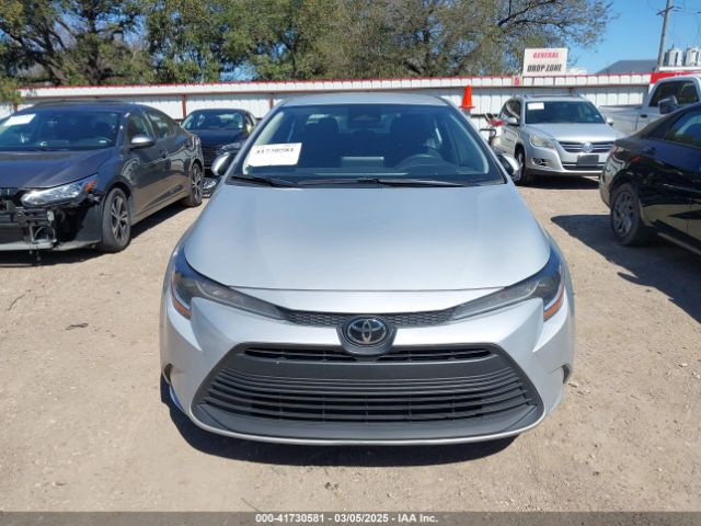 5YFB4MDE7PP013533 Toyota COROLLA LE