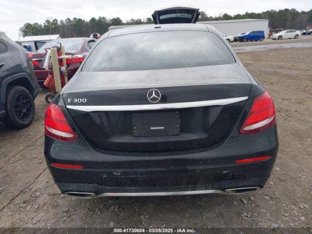 WDDZF4JB1JA454711 Mercedes-Benz E 300