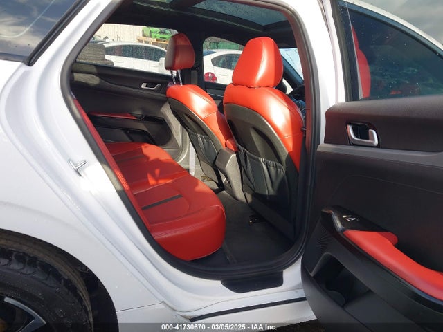 5XXG64J23RG238912 KIA K5 Gt-line