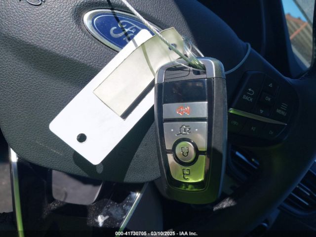 1FMCU0GN9PUB35527 Ford Escape Active