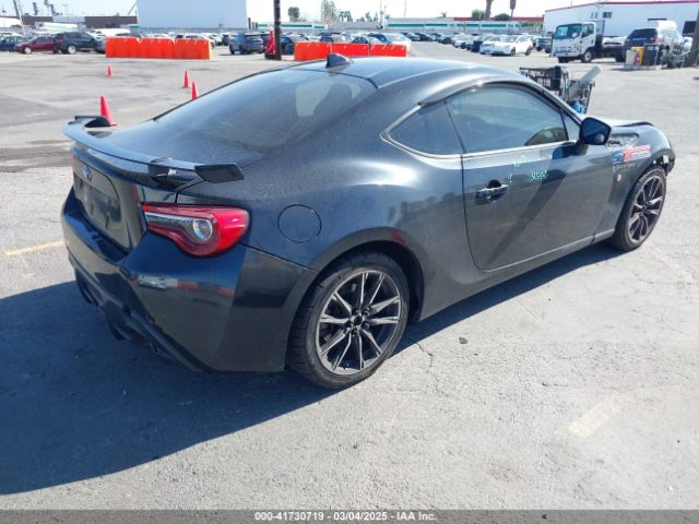JF1ZNAA15H9705976 Toyota 86
