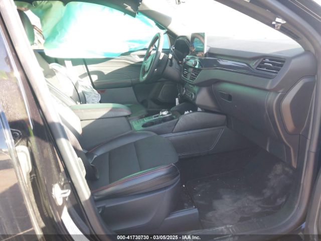 1FMCU9MNXRUA26666 Ford Escape St-line