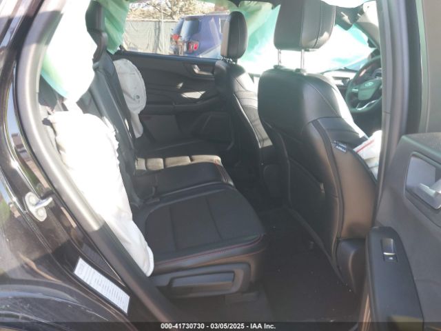 1FMCU9MNXRUA26666 Ford Escape St-line