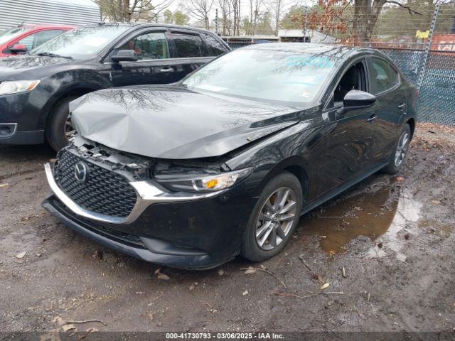 3MZBPAA71NM307765 Mazda Mazda3 2.0