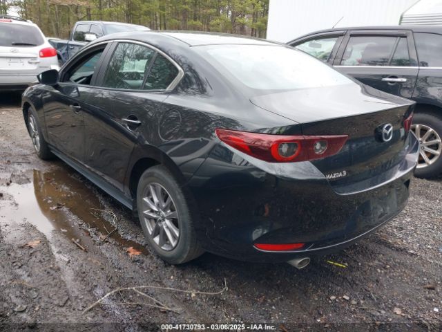 3MZBPAA71NM307765 Mazda Mazda3 2.0