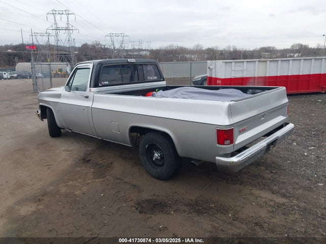 1986 GMC C1500 1GTDC14HXGF734893 Photo 2