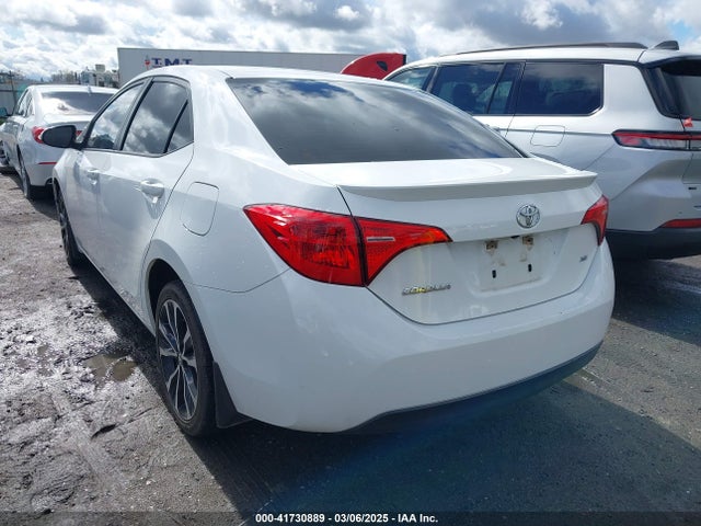 Toyota COROLLA SE 2019 5YFBURHE4KP867217 Image 3