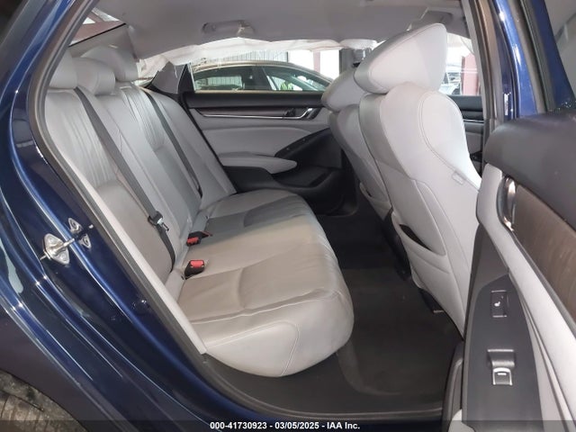 1HGCV1F98JA134505 Honda Accord Touring