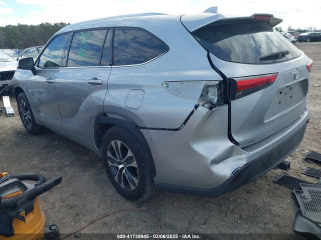 5TDGZRAH8MS537358 Toyota Highlander Xle