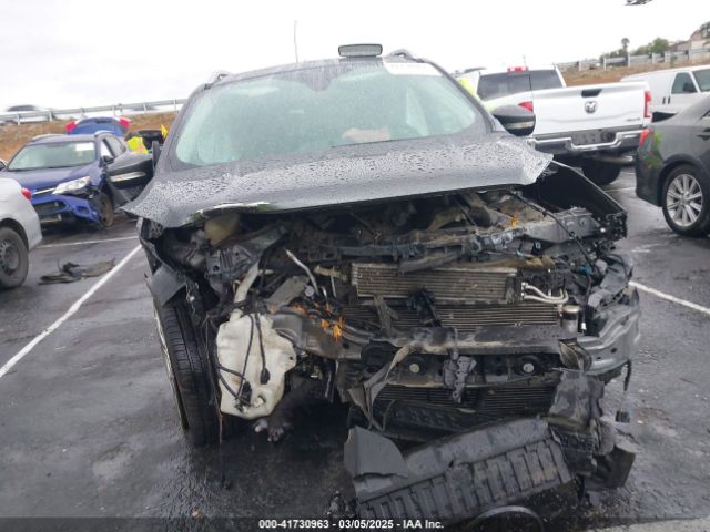 1FMCU0J97KUA35849 Ford Escape Titanium