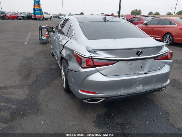 58AEZ1B16NU138444 Lexus Es 350 Luxury