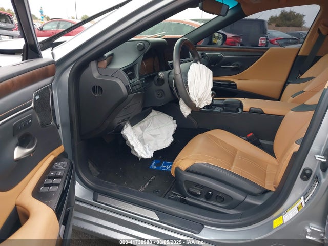 58AEZ1B16NU138444 Lexus Es 350 Luxury