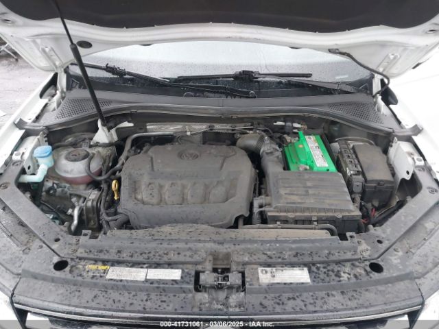 3VV2B7AX4JM140172 Volkswagen Tiguan 2.0t Se/2.0t Sel