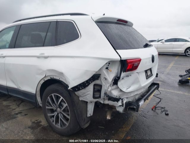 3VV2B7AX4JM140172 Volkswagen Tiguan 2.0t Se/2.0t Sel