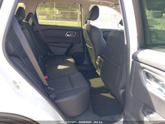 JN8BT3DC3RW071164 Nissan Rogue Platinum Fwd